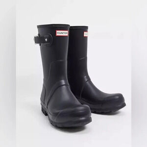 Hunter Original Short Wellington Boots in Gloss Black